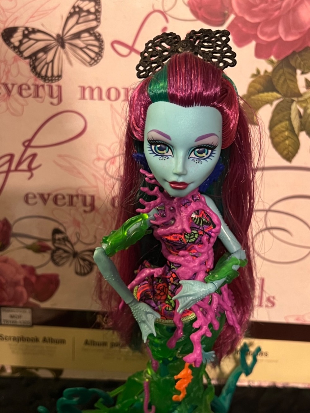 Posea Reef Monster High Doll - Picture 3 of 12